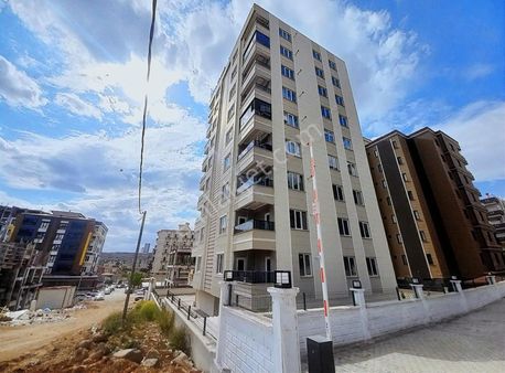 Kültür Emlaktan Karaköprü'de Osmanlı Pastanesi Civarı 4+0