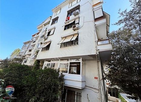 Kadıköy Moda'da Satılık 2+1 Kapalı Mutfaklı Balkonlu Daire