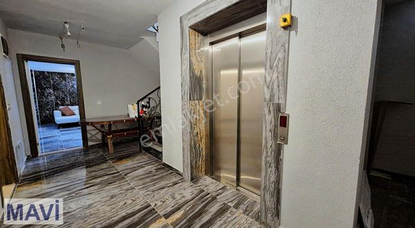 Remax Maviden Deniz Manzaralı Havuzlu Müstakil 5+1 550 M2 Villa