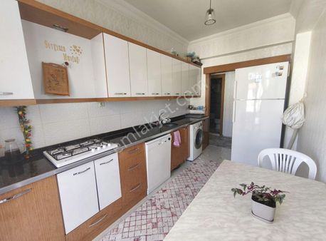 Seyran Emlak'tan Merkezi Konumda Satılık Masrafsız 2+1 Daire