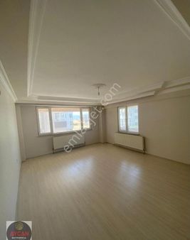 Aycan Gayrimenkulden Bandırma Paşakent Mahallesinde 3+1 Geniş Daire