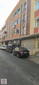 Çekmeköy Mehmet Akif Mahallesin'de 80m2 Düz Ayak Satılık Dükkan