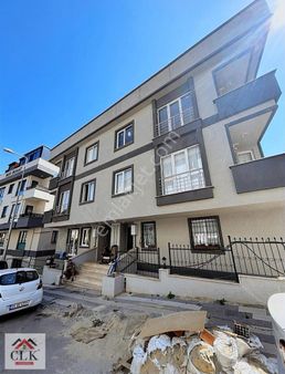 Clk'dan Merkez Mh. Satılık 1+1 Bahçe Katı Satılık