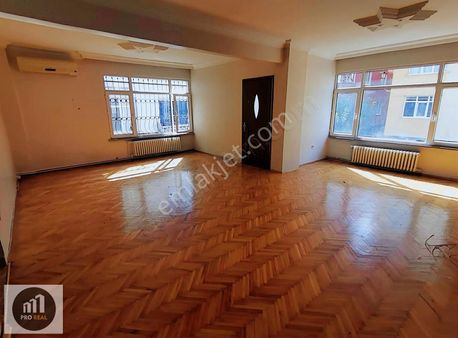 Haznedar Metro Yanında Satılık 2+1 Daire Merkezi Konum