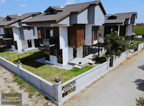 İzmir Dikili Nefes Nova Sitesinde Satılık Lüks Villa