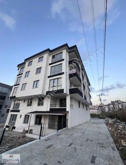 Rönesans Emlak'tan Ulaşıma Yakın Merkezi Konumda Ara Kat 1+1