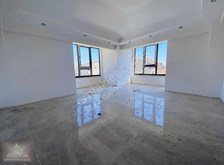 Özel Garajlı Sazova Mah. 150 M² 5+1 Sıfır Satılık Dubleks Daire
