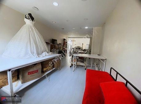 Sultanbeyli Fatih Bulvarında Merkezi Konumda 400m2 Geniş Mağaza