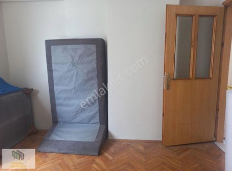 Bahçelievler Soğanlı Oya Başar Parkı Üstünde 130 M2 3+1