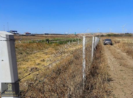 Silivri Gazitepe'de Resmi Yolu Olan Satılık Tarla Hissesi 1529m2