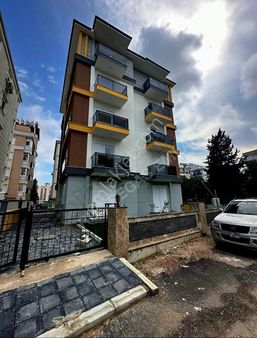 Tek Yetkili Kızıltoprak Mah Süper Konumda Lüks Sıfır