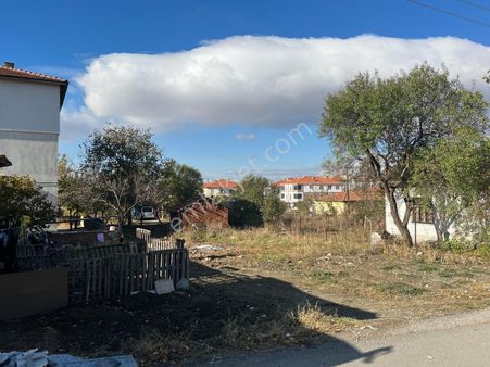 Yuvam Gayarimenkul'den 3 Kat İmarlı Arsa