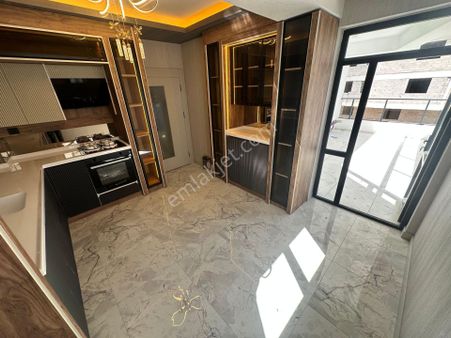 Cansu Gayrimenkulden Klasik Sevenlere 3+1 Ultra Lüks Daire