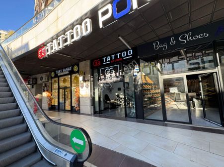 Luxera Avm'de Satılık 85m2 Dükkan