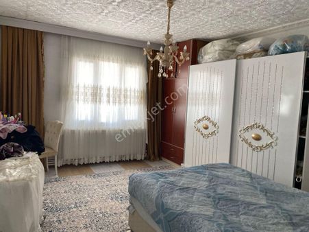 Termal Emlak'tan Konak Mahallesinde Dükkanlı *2+1**3+1* Satılık Bina