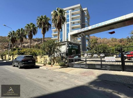 Aslan'dan Havuzlu Site İçerisinde,arakat Satılık 3+1 Daire