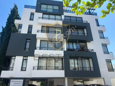 Girne Merkez'de Satılık 1+1 Daire !! Tek Yetkili !!