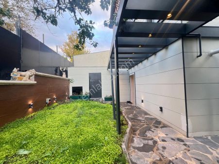 İnönü Mah. Kış Bahçeli Lüks Yapılı 4+1 Satılık Köşe Müstakil