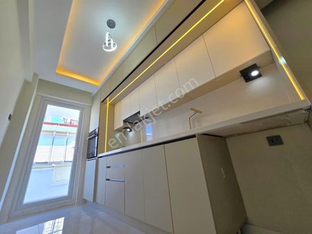 ▀▄jet Emlaktan Akçay Merkez'de Denize 150m Lüx Tasarım 2+1 Daire