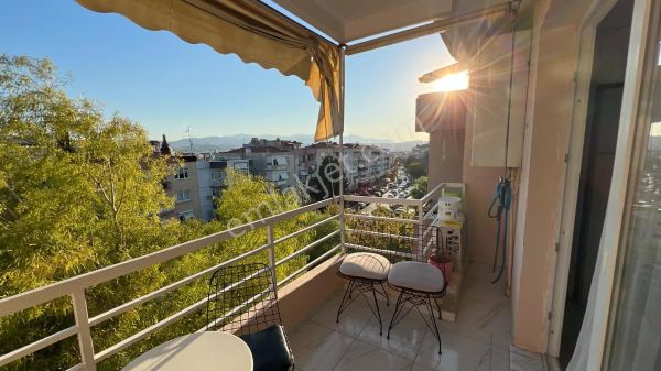 Forbes Caddesinde 160m2 Full Tadilatlı 3+1 Satılık Daire