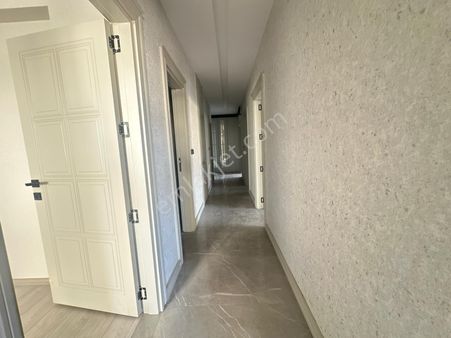 İtibar 'dan Kahvelipınar 'da Ana Cadde Üzeri Lüks 3,5+1 Daire!!!