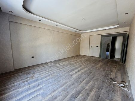 İtibar'dan Abdülhamithan 'da Site İçerisinde Satılık 3,5+1 Daire