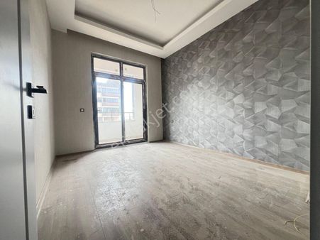 İtibar 'dan Abdülhamithan'da Site İçerisinde Satılık 2,5+1 Daire