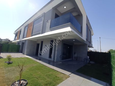 Didim Hisarda 3+1 Ön Cephe Sıfır Lüks Villa