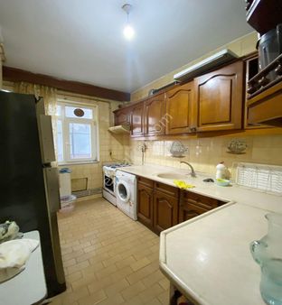 Avcılar Merkezde 3+1 Ara Kat Hem Sahile Hem Merkeze Yakın Yerde