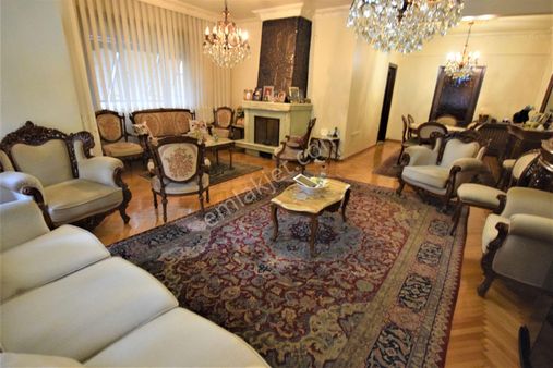 Goldhouse Dan Satılık Yeşilköy De 4+1 Geniş Ara Kat Fırsat Daire