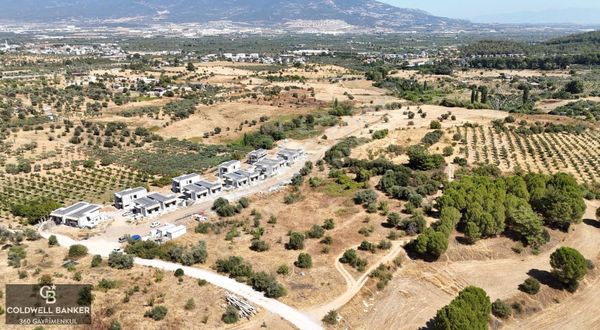 Kemalpaşa Yukarı Kızılca Satılık Villa İmarlı Arsalar