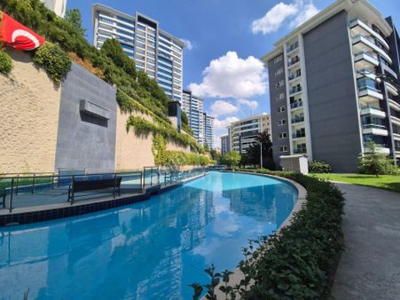 Eskidji’den İzmit Yıldız Bloklarında Satılık 3+1 Arakat Daire