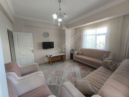 Silivri Cumhuriyet Mahallesi'nde Satılık 3+1 Daire