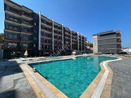 Nirvana Life Sitesin'de Kiralık 3+1 Daire