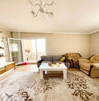 Avcılar Cihangirde Kaymakamlığa Yakın 3+1 Kullanışlı Satılık