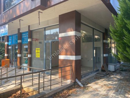 Şile Merkez Kiralık Depolu Dükkan-130m2