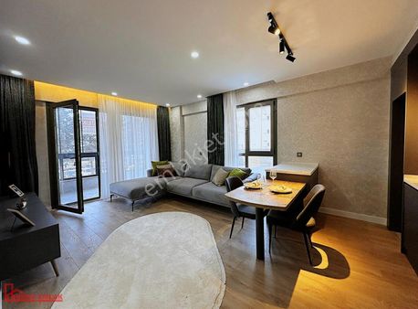 Hedef Emlak'tan Bağdat Caddesi Ultra Lüx Eşyalı Sıfır 1+1 Daire