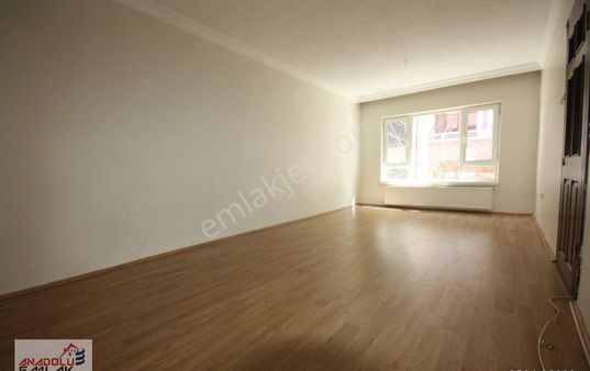 Bahçelievler Azerbaycan Caddesinde 3+1 Katta Kombili