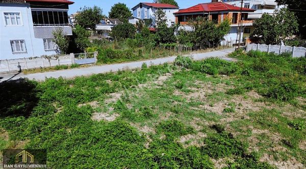 Merkezde Satılık Arsa Konut Imarlı 4 Katı