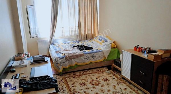 Silivrikapı Caddesi Satılık 1. Kat 2+1 Daire