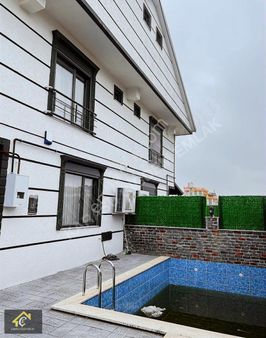 Kocaali Çiğdem Emlak'tan 3+1 Havuzlu Villa (eşyasız)