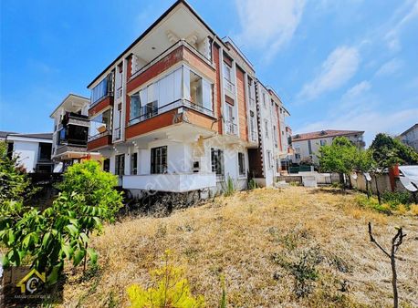 Karasu Çiğdem Emlak İle Merkezde & Kanal Yanı Bahçe Kat 3+1