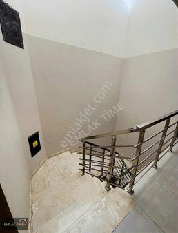 Konumu Süper 4+1 Sıfır Dubleks Asansörlü Fırsat Daire