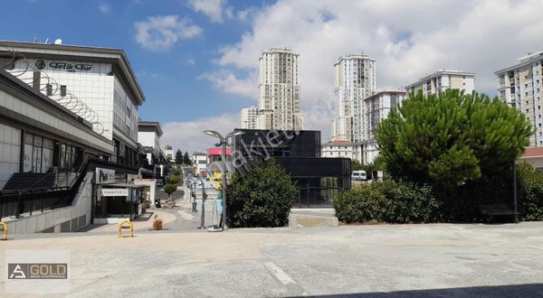 Bahçekent Ticaret Merkezinde İçi Yapılı Hazır 84 M2 Dükkan
