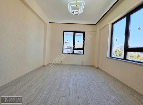 Keçiören Hisar Mah. Orta Kat Sıfır 3+1 Full Yapılı Satılık Daire
