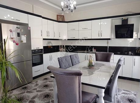 Pusula Emlaktan Yenibeşeverde Ön Cephe 400m2 Dublex 5+2