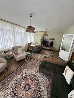 2+1 İşlek Cadde Üzerinde Acil Satılık