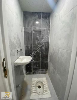 Royal Den Kanarya' Da Müthiş Lokasyon Kapalı Otopark Ara Kat