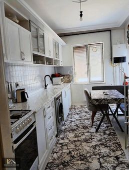 Gülveren Mahallesinde Satılık 2+1 Fırsat Daire