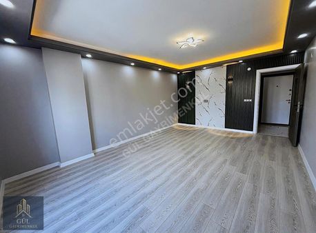 Kapaklı Yunusemre'de Ankastre Set, Ebeveyn Banyolu 3+1 Satılık D